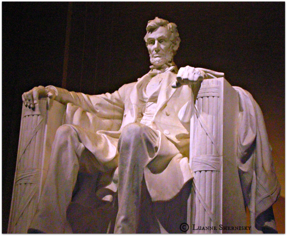 Lincoln Sculpture.png
